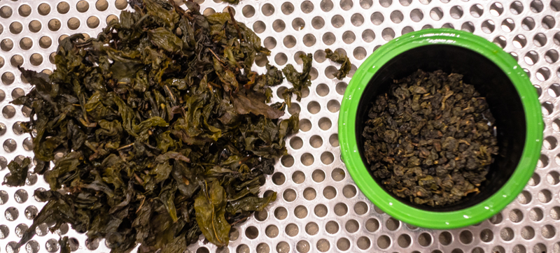 Illustration for article titled This Vacuum Brewer Infuses Your Tea (or Booze) With Almost Anything
